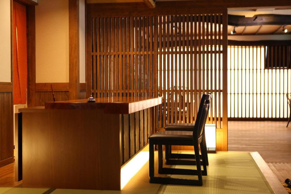 Keikoku-No-Yu Hotel Яманучи Екстериор снимка